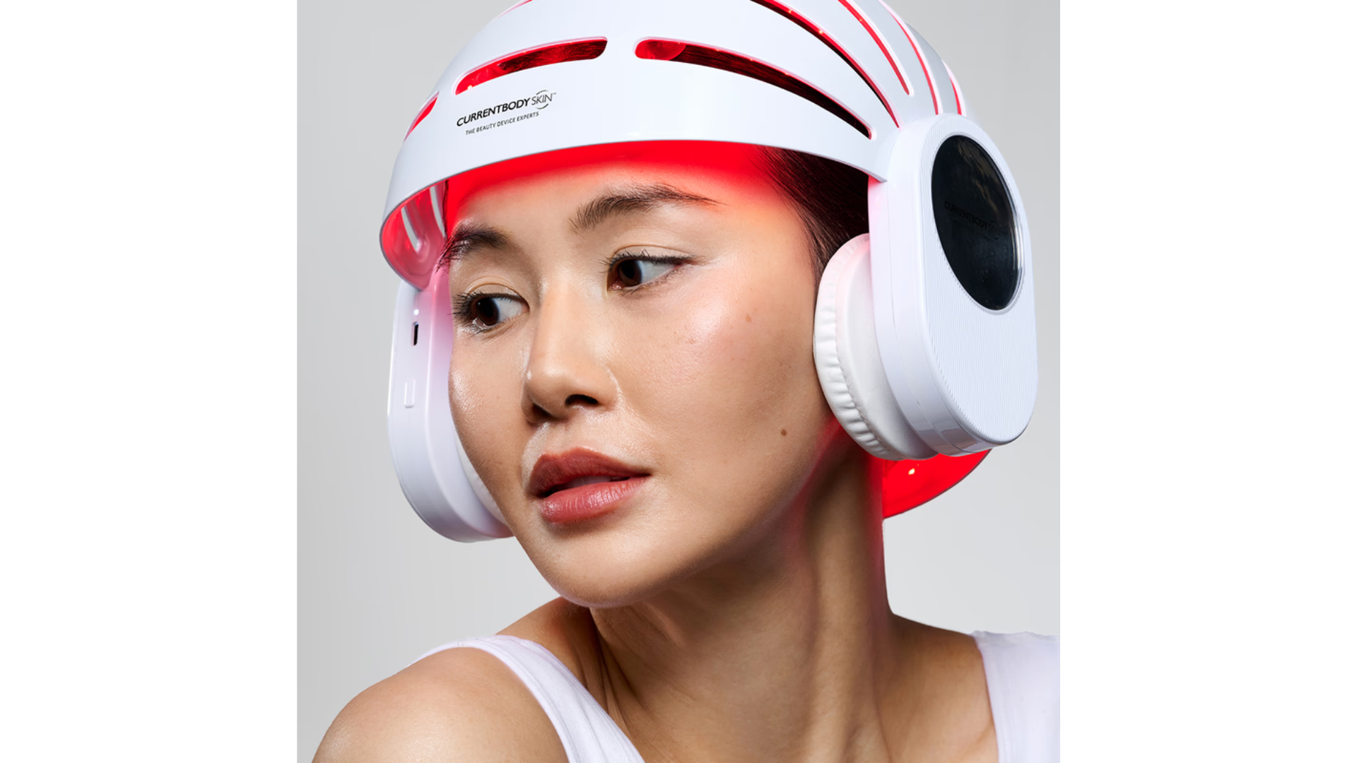 Casco LED CurrentBody Skin para estimular el crecimiento del cabello con luz roja